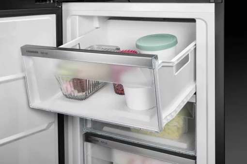 Холодильник Liebherr SBS, 185.5x119.4х67.5, холод.відд.-398л, мороз.відд.-271л, 2дв., A++, NF, диспл внутр., чорний