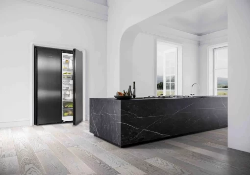 Холодильник Liebherr SBS, 185.5x119.4х67.5, холод.відд.-398л, мороз.відд.-271л, 2дв., A++, NF, диспл внутр., чорний