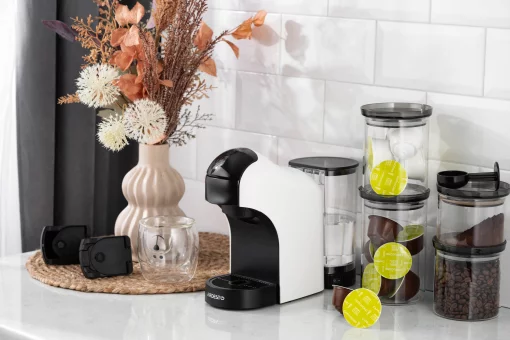 Кавоварка Ardesto  3 в 1, 0.9л, капсули Nespresso, Nescafe Dolce Gusto, мелена кава, сенсорне керування, білий