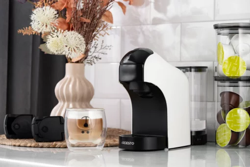 Кавоварка Ardesto  3 в 1, 0.9л, капсули Nespresso, Nescafe Dolce Gusto, мелена кава, сенсорне керування, білий
