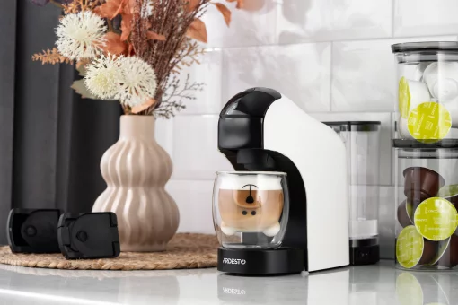 Кавоварка Ardesto  3 в 1, 0.9л, капсули Nespresso, Nescafe Dolce Gusto, мелена кава, сенсорне керування, білий