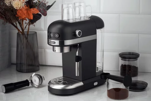 Кавоварка Ardesto  ріжкова 1.4л, мелена, ручний капучинатор, підігрів чашок, чорний