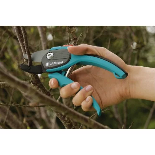 Секатор Gardena Comfort з наковаленкой