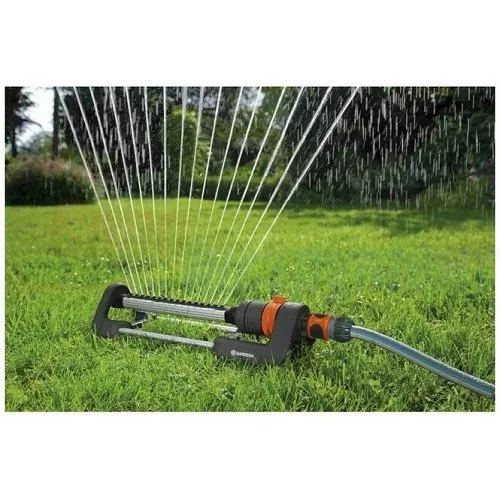 Дождеватель осциллирующий Gardena Aqua M