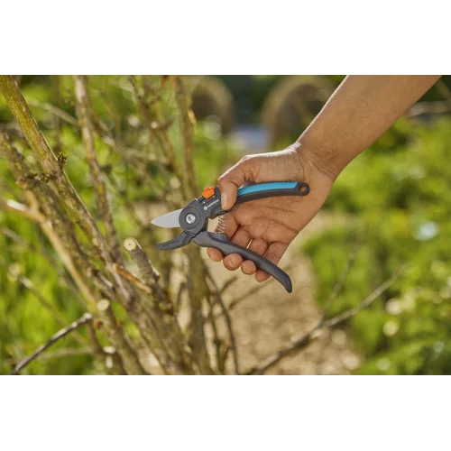 Секатор Gardena PremiumCut dry wood із ковадлом 20 мм